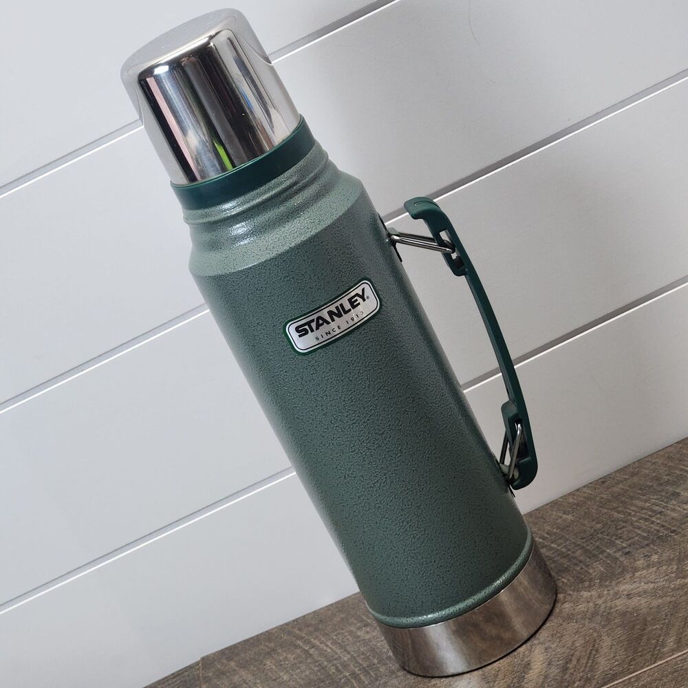 Vintage Stanley 1.0 Liter/1.1qt Vacuum Bottle Hammertone Green Thermos